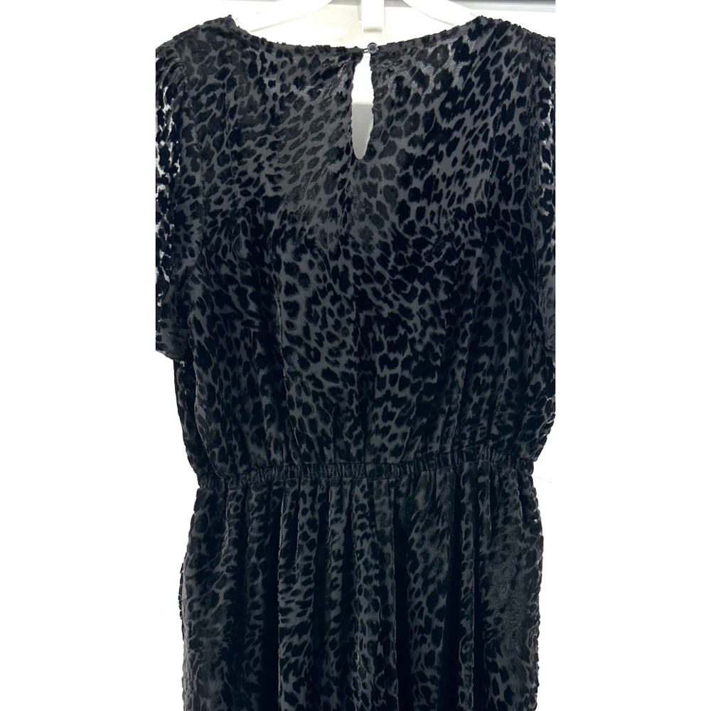 NWT $96 PIPER & SCOOT Black Velvet BURNOUT Leopard Print Jumpsuit WOMENS L - Picture 10 of 11